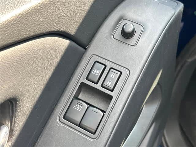 Certified 2025 Nissan Frontier SV RWD image 15