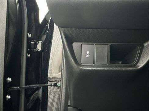 Used 2026 Honda HR-V EX-L image 33