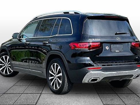 Certified 2023 Mercedes-Benz GLB 250 4MATIC image 5