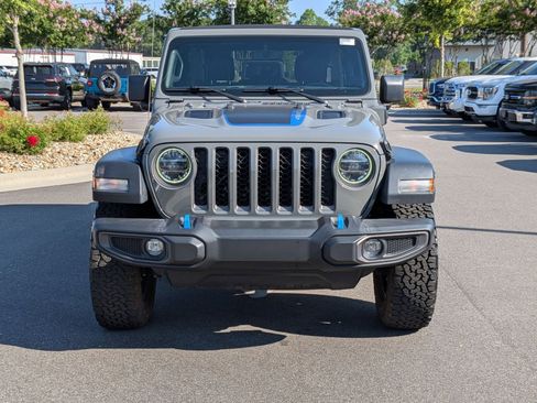 Used 2022 Jeep Wrangler Unlimited Rubicon 4xe w/ Cold Weather Group AWD/4WD image 8