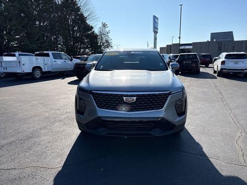 Used 2025 Cadillac XT4 Premium Luxury AWD/4WD image 8