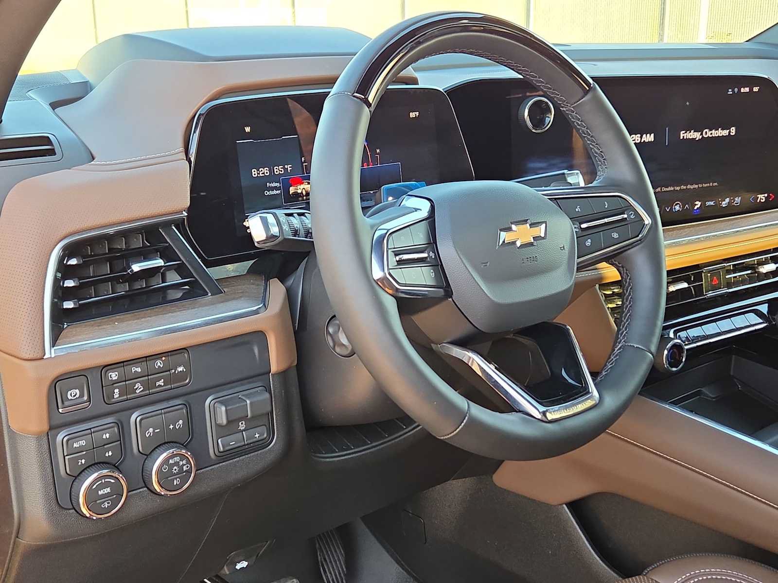 Used 2026 Chevrolet Tahoe High Country AWD/4WD image 10