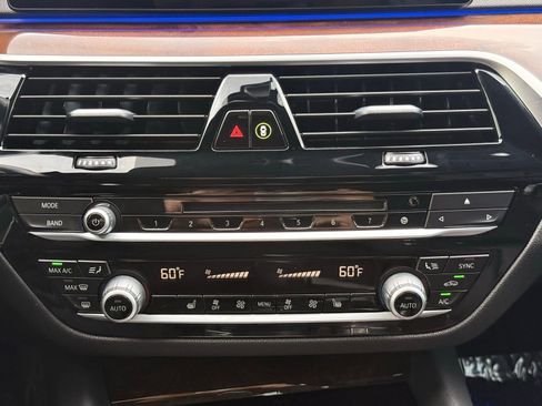 Used 2019 BMW 540i xDrive w/ Executive Package AWD/4WD image 23