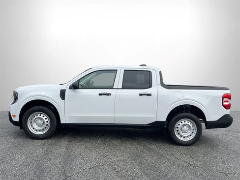 New 2026 Ford Maverick XL image 20