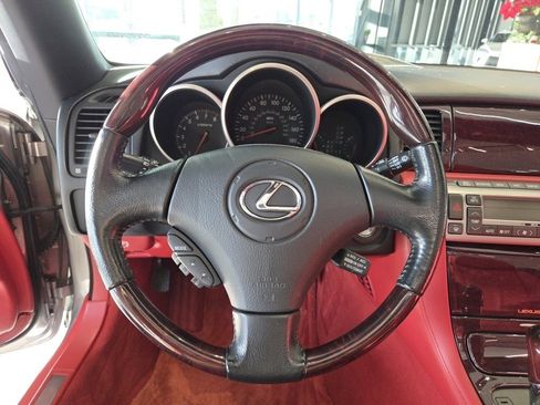 Used 2002 Lexus SC 430 Convertible RWD image 27