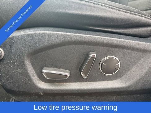 Used 2018 Ford Edge SEL image 30