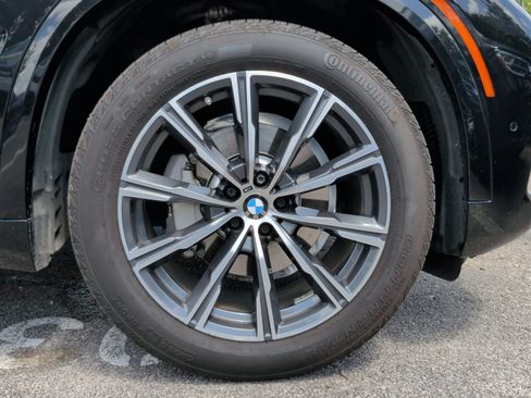 Used 2019 BMW X5 xDrive40i w/ M Sport Package AWD/4WD image 14