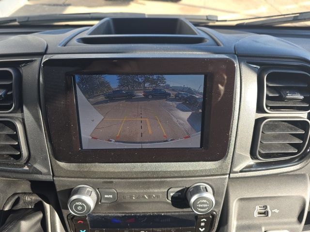 Used 2025 RAM ProMaster 2500 FWD image 21