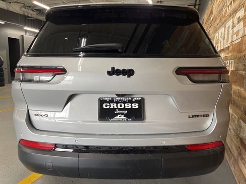 New 2025 Jeep Grand Cherokee L Limited w/ Black Appearance Package image 25