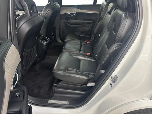 Used 2022 Volvo XC90 T6 Inscription w/ Protection Package Premier AWD/4WD image 8