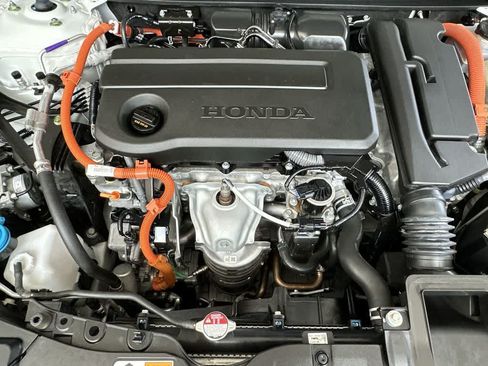 Used 2023 Honda Accord Sport image 12
