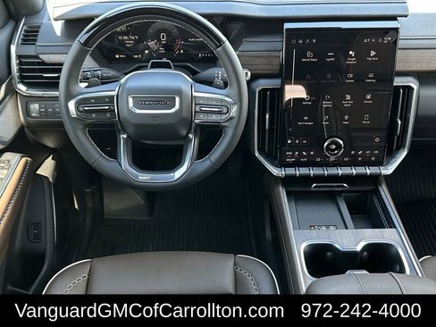 New 2026 GMC Acadia Denali Ultimate w/ LPO, Floor Liner Package AWD/4WD image 11