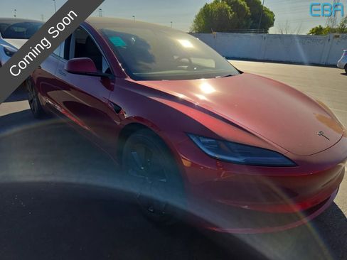 Used 2025 Tesla Model 3 Long Range image 3