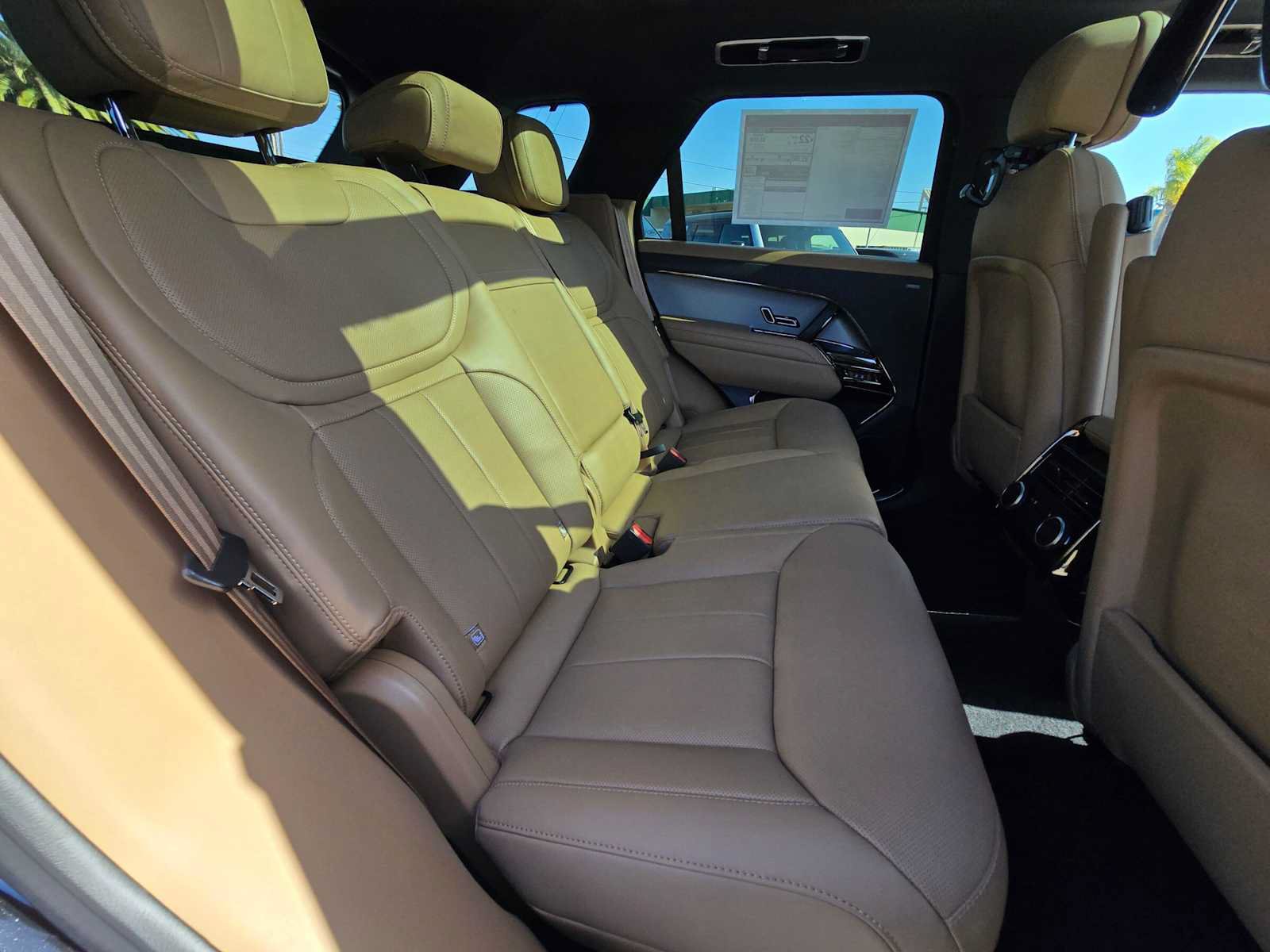 New 2027 Land Rover Range Rover Sport SE AWD/4WD image 12