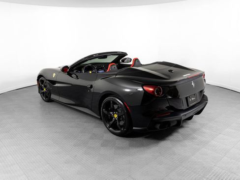 Certified 2023 Ferrari Portofino M image 16