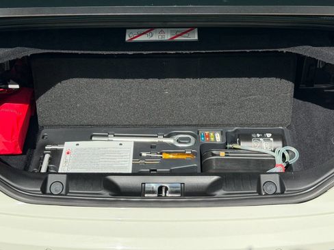 Used 2015 Ferrari California T RWD image 29