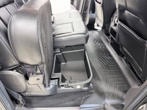 Used 2014 Ford F250 Lariat w/ Lariat Ultimate Package image 44