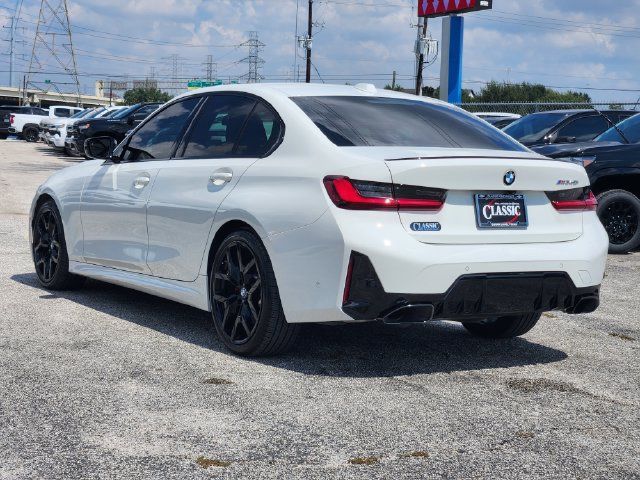 Used 2025 BMW M340i w/ Premium Package RWD image 5
