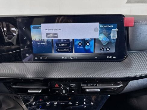 New 2026 Nissan Kicks SR w/ SR Premium Package image 15