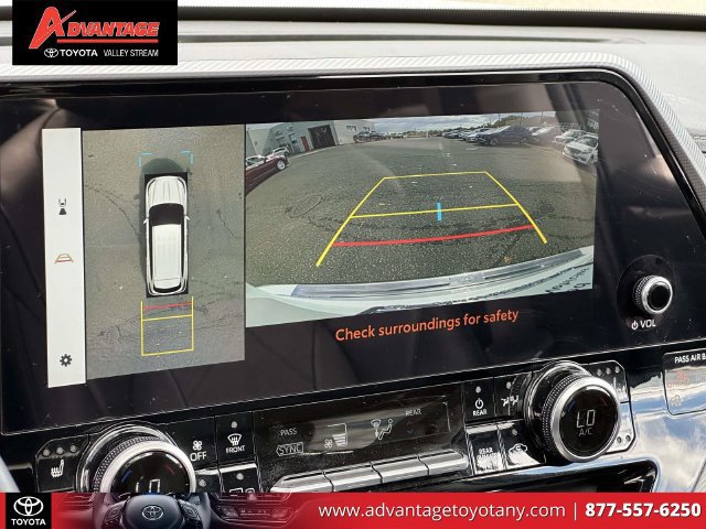 Used 2024 Toyota Highlander Platinum AWD/4WD image 34