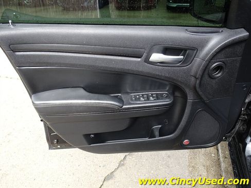 Used 2015 Chrysler 300 S AWD/4WD image 29