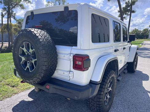 Used 2019 Jeep Wrangler Unlimited Rubicon AWD/4WD image 9