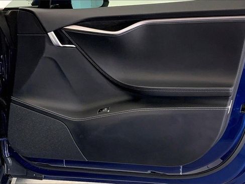 Used 2020 Tesla Model S Long Range Plus image 24