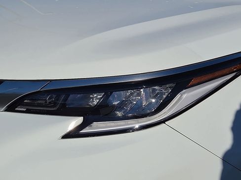 Certified 2024 Toyota Sienna XSE image 10
