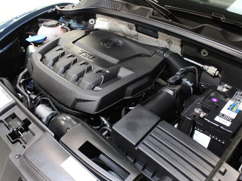 Used 2018 Volkswagen Beetle 2.0T S image 29