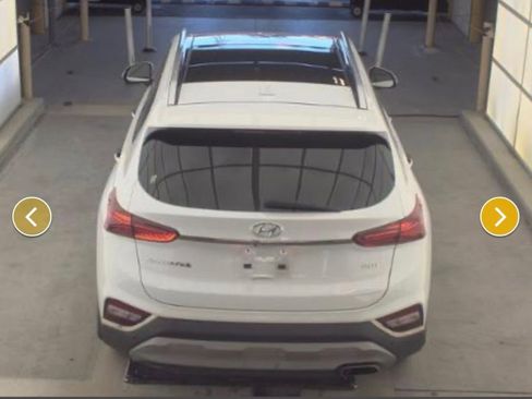 Used 2020 Hyundai Santa Fe Limited w/ Cargo Package image 4