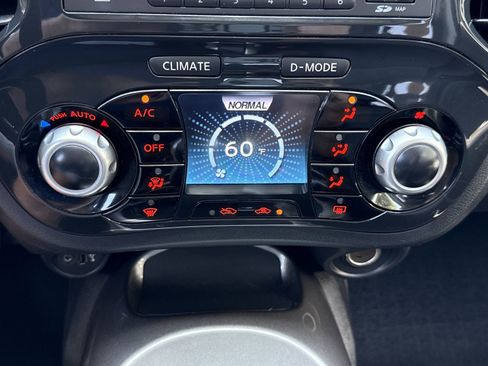 Used 2012 Nissan Juke SL AWD/4WD image 23
