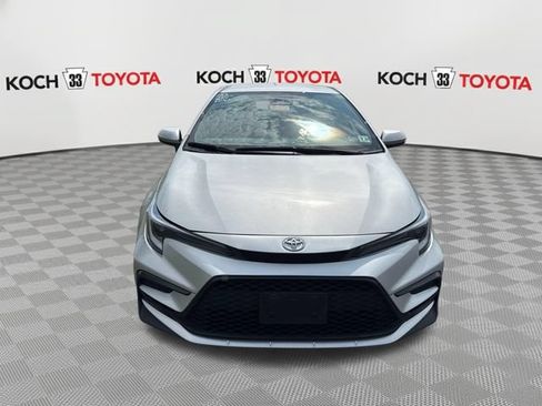 Used 2023 Toyota Corolla SE w/ Carpet Mat Package (TMS) FWD image 2