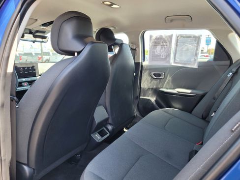 Used 2025 Kia K4 FWD image 13