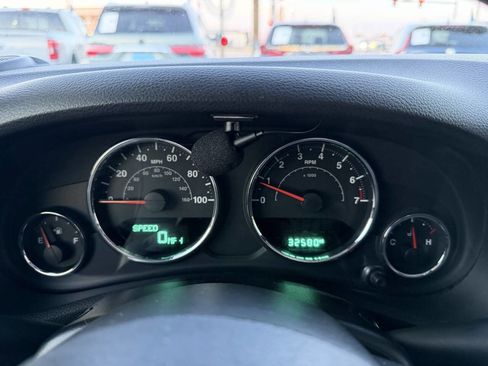 Used 2016 Jeep Wrangler Sport image 13