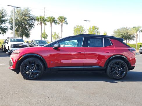 New 2026 Chevrolet Equinox EV RS image 3