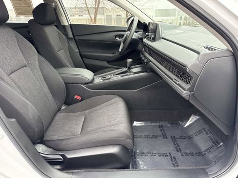 Used 2023 Honda Accord LX image 18