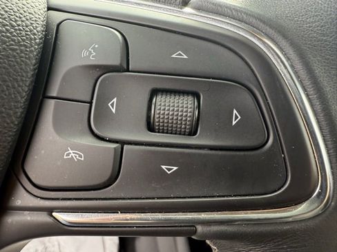 Used 2023 Buick Encore GX Select w/ Sport Touring Package image 17