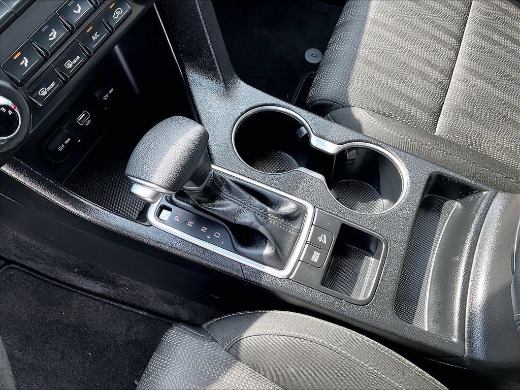 Used 2020 Kia Sportage LX FWD image 16