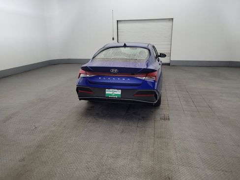 Used 2024 Hyundai Elantra SEL FWD image 7