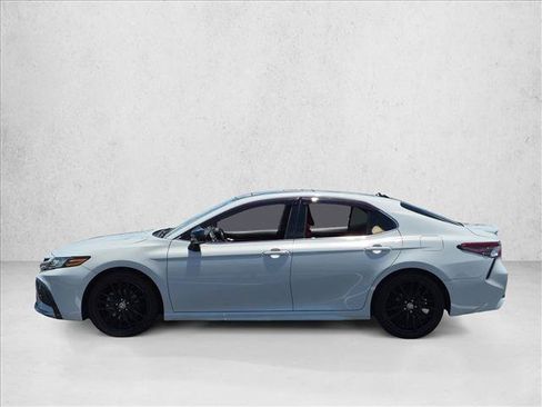 Used 2022 Toyota Camry XSE w/ Navigation Package FWD image 8