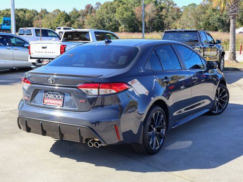 Used 2025 Toyota Corolla SE image 2