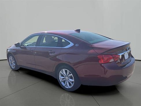 Used 2017 Chevrolet Impala LT w/ Convenience Package FWD image 3
