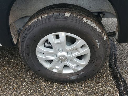 Used 2025 RAM ProMaster 2500 w/ Quick Order Package 22G SLT image 5