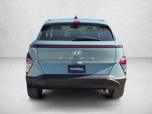 New 2026 Hyundai Kona SE image 7