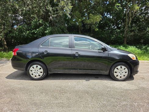 Used 2012 Toyota Yaris Sedan FWD image 8