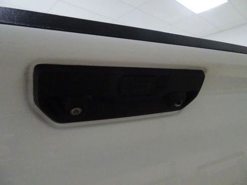 Used 2023 Chevrolet Silverado 1500 LTZ AWD/4WD image 14