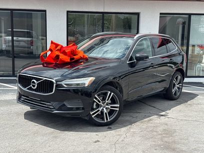 Used 2018 Volvo XC60 T5 Momentum w/ Vision Package