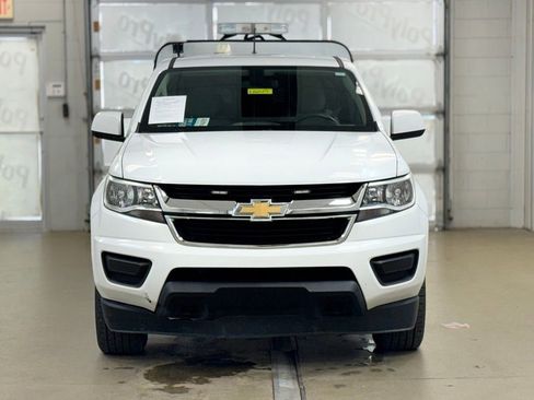 Used 2018 Chevrolet Colorado W/T w/ WT Convenience Package AWD/4WD image 2