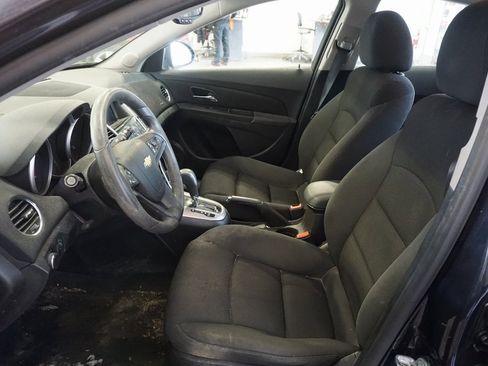 Used 2016 Chevrolet Cruze LT image 15