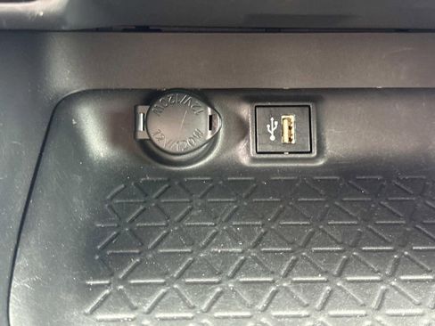 Used 2023 Toyota RAV4 LE image 24